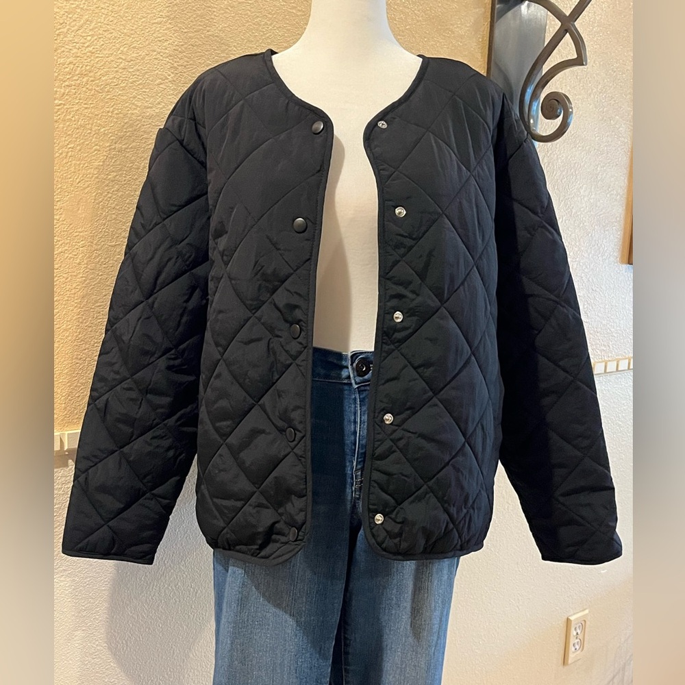 A New Day quilted light jacket. Waterproof. 2 pockets. Black. S-M. NWT - Picture 2 of 10